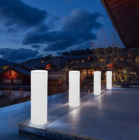 Светильник Цилиндр 25х100 питание от 220, RGB